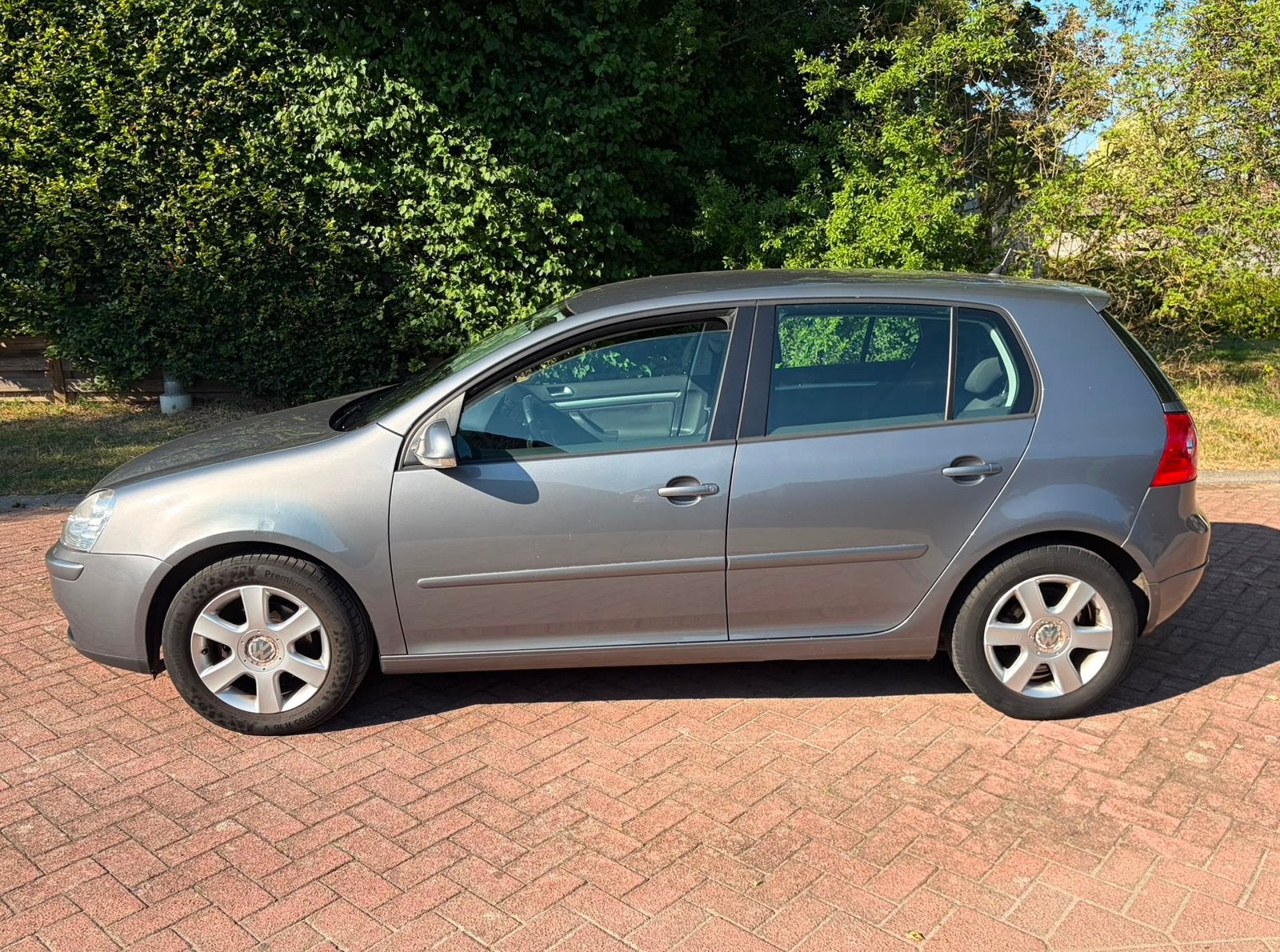 Vw golf 5 1.4 benzine 119000 km 02/2007 1e hands, 4 cilinders, 5 deurs, Euro 4, Zilver of Grijs