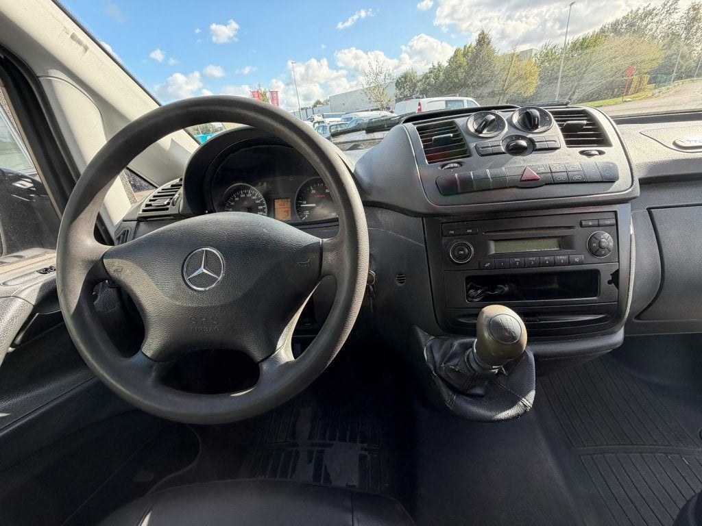 Mercedes Vito ( Stock ID 80169) — 17