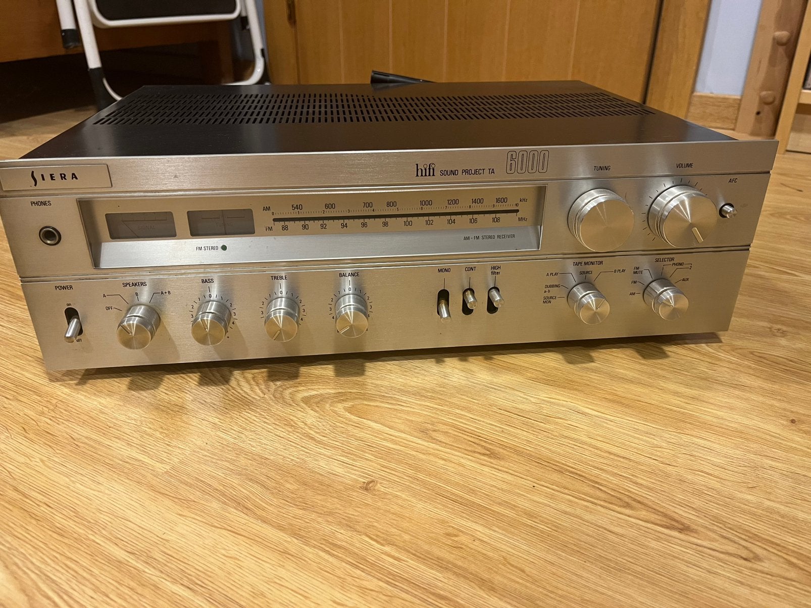 Siera tuner versterker hifi sound project TA 6000, Audio, Tv en Foto, Ophalen of Verzenden, Zo goed als nieuw