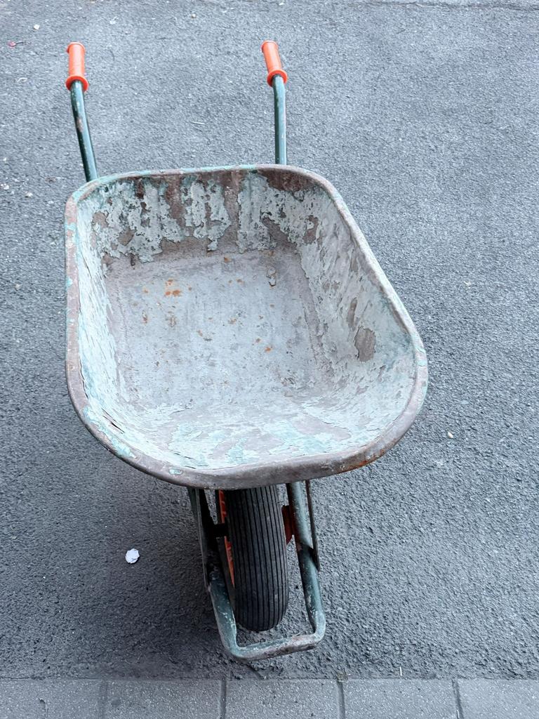 Brouette en bon état, Enlèvement ou Envoi, Comme neuf, Manuelle, À une roue