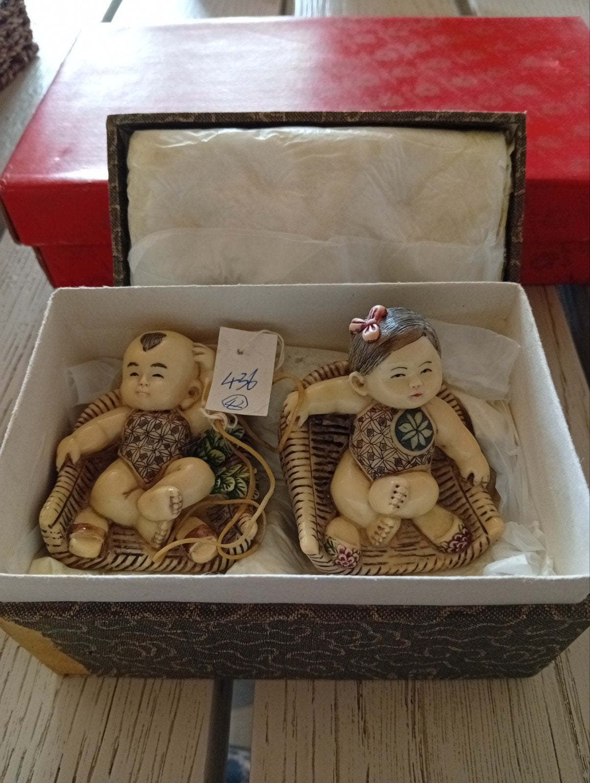 vintage hars beeldjes in netsuke stijl, Enlèvement ou Envoi