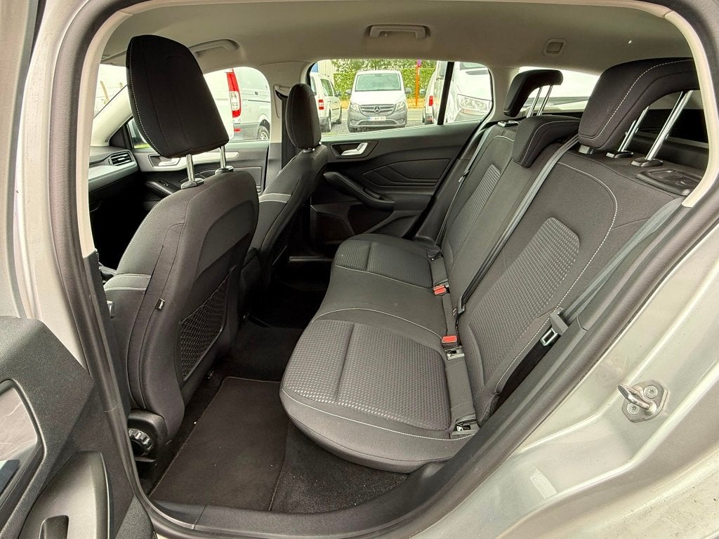 Ford Focus (Stock ID 88458) — 22