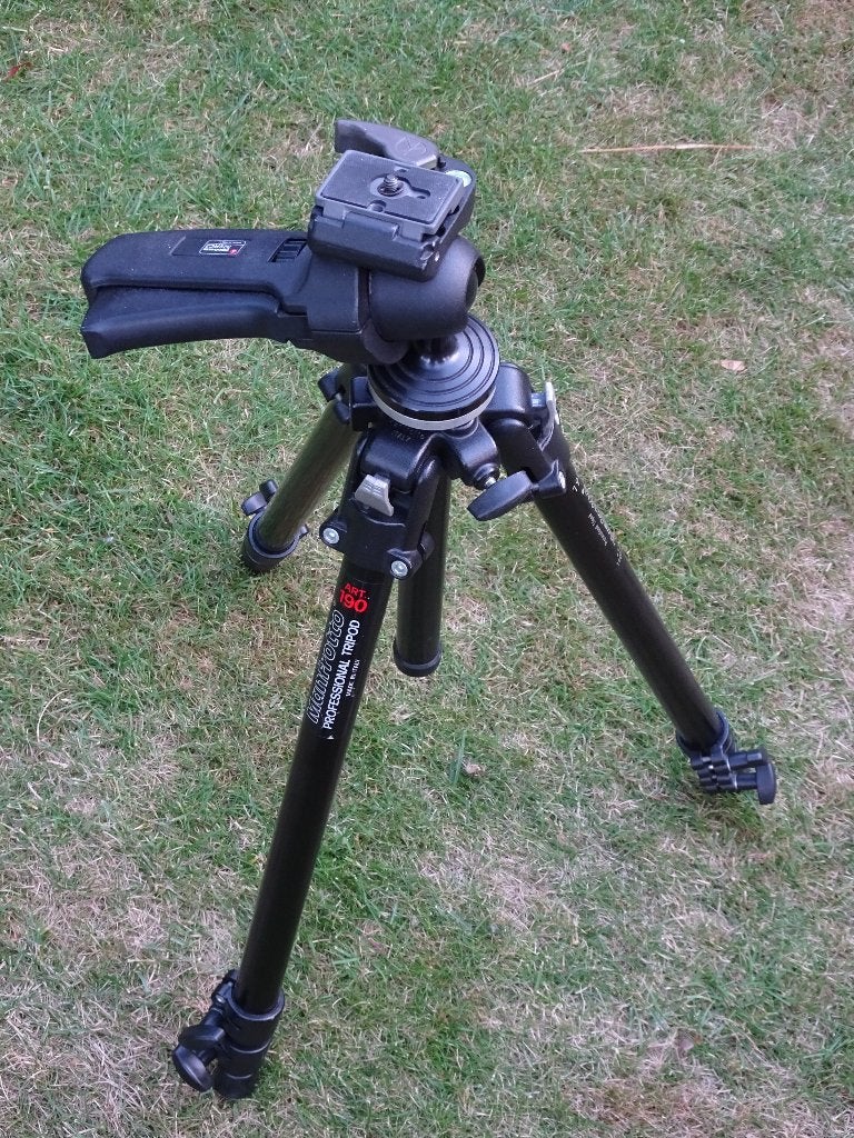 Manfrotto Tripod statief met joystick kogelkop, Audio, Tv en Foto, Fotografie | Statieven en Balhoofden, Driepoot, Zo goed als nieuw