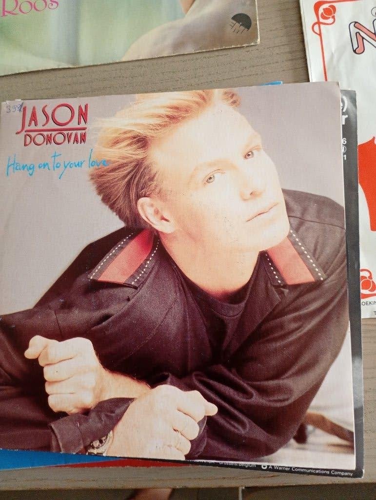 Jason Donovan - Hang on to your love, Gebruikt, Verzenden, 7 inch, Fotohoes