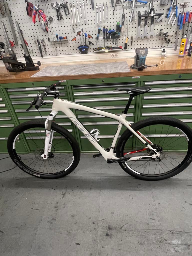 Felt MTB carbon 9series, Fietsen en Brommers, Ophalen, Zo goed als nieuw