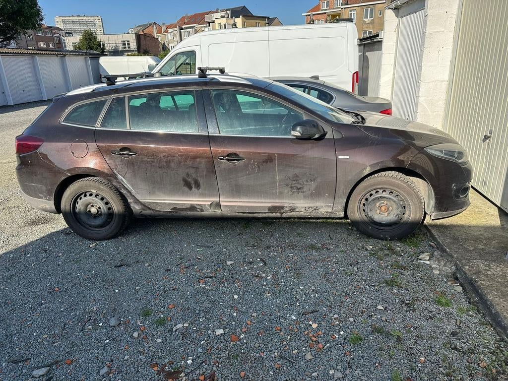 Wagen voor export, Auto's, Voorwielaandrijving, Parkeersensor, Zwart, Bruin