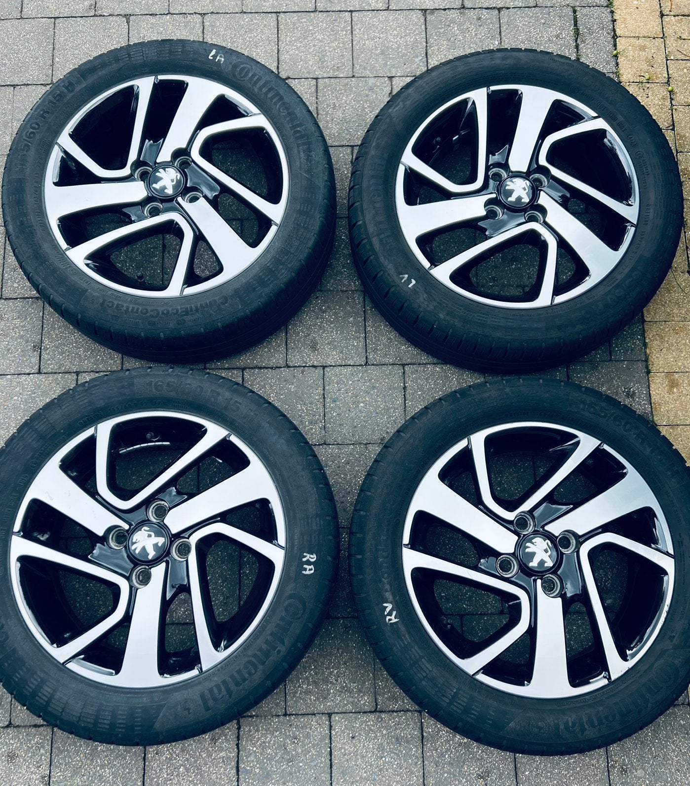 Set 4 originele 14 inch velgen Peugeot Continental-banden, Ophalen, 14 inch, Gebruikt, Band(en)