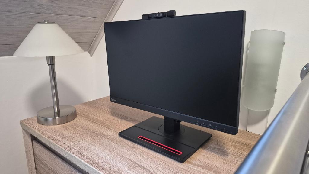 Moniteur PC Lenovo Thinkvision état neuf, Computers en Software, Monitoren, Ophalen, 21,5 pouces, HD, IPS