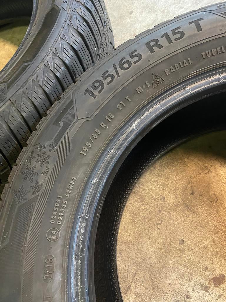 Pneu nouveau voir description, Autos : Pièces & Accessoires, Enlèvement