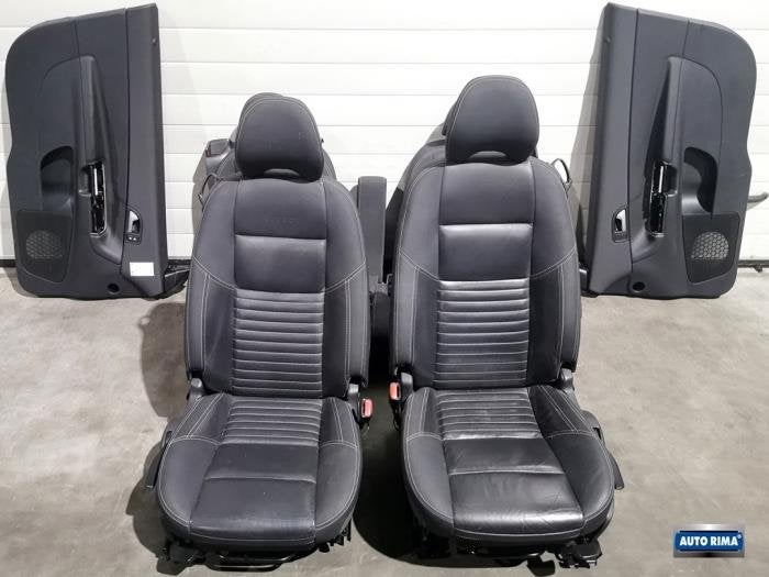 Kit revêtement (complet) d'un Volvo C30, -, 3 mois de garantie, -, -