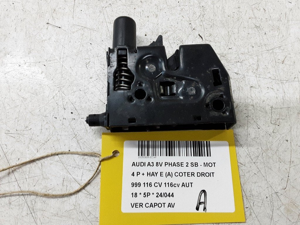 SERRURE CAPOT Audi A3 Sportback (8VA / 8VF), Autos : Pièces & Accessoires, Auto-Union-Straße  1,
85057  Ingolstadt, DE, Info@audi.de