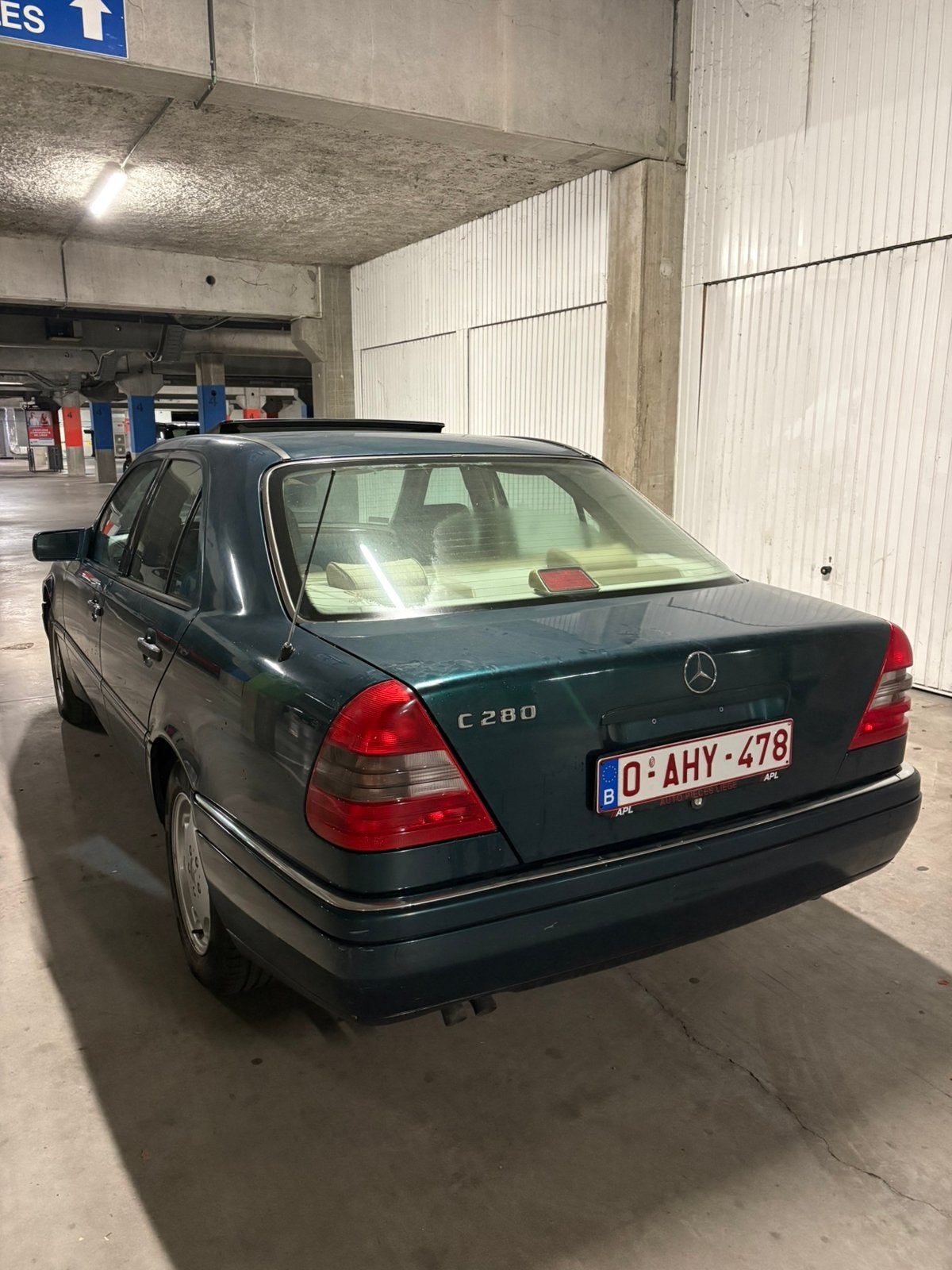 Mercedes C280 * 99 700km * automatique, Autos, Cuir, Achat, Beige, 5 portes