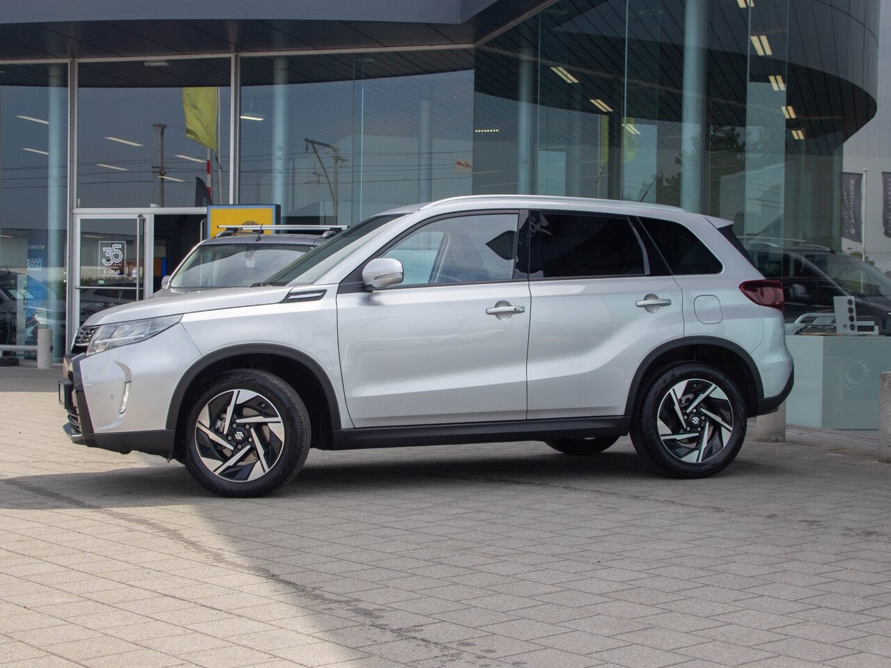 Suzuki Vitara 1.4 HYBRID 100PK|NAVI|CARPLAY|ZETELVERWARMING, Auto's, Suzuki, 75 kW, 0 min, 0 kg, Bedrijf