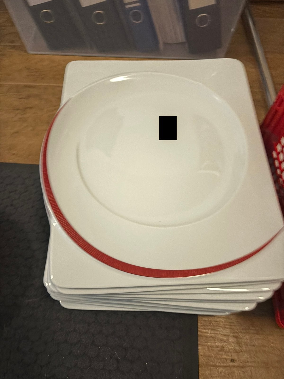 Servies, Ophalen, Zo goed als nieuw