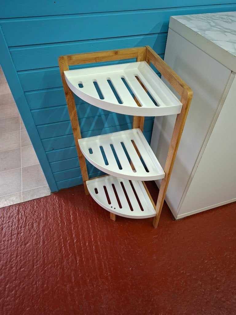 Hoekrek badkamer, Enlèvement, Utilisé