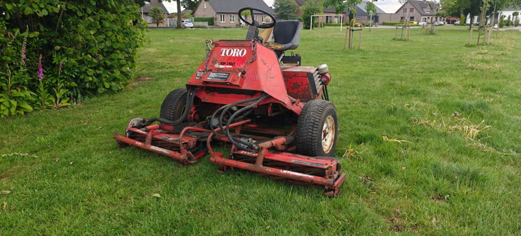 Toro Turf zitmaaier kooimes maaier, Tuin en Terras, Ophalen, Gebruikt, Elektrische starter, 120 cm of meer