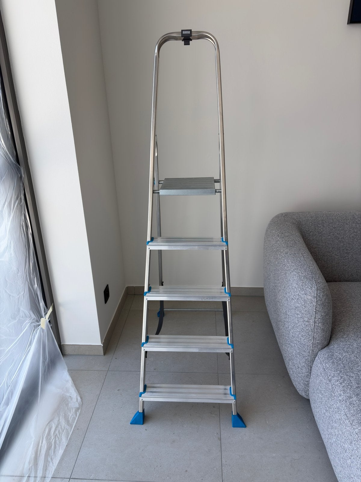 GAMMA trapladder 5 treden - NIEUW, Doe-het-zelf en Bouw, Ladders en Trappen, Ophalen, Nieuw, Ladder, Opvouwbaar of Inschuifbaar