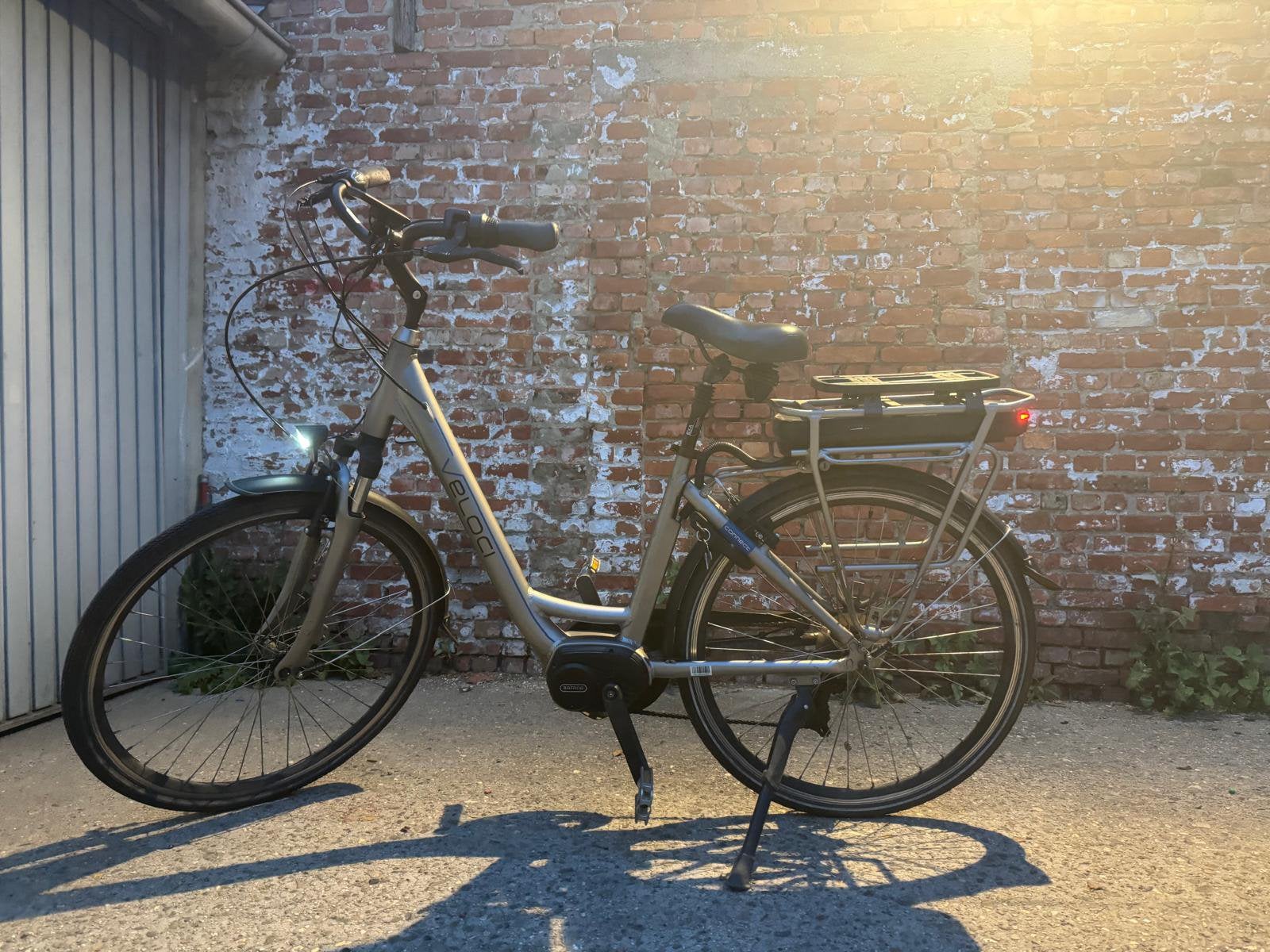 VELOCI ELEKTRISCHE FIETS MET BAFANG MIDDENMOTOR, Fietsen en Brommers, Ophalen, Zo goed als nieuw