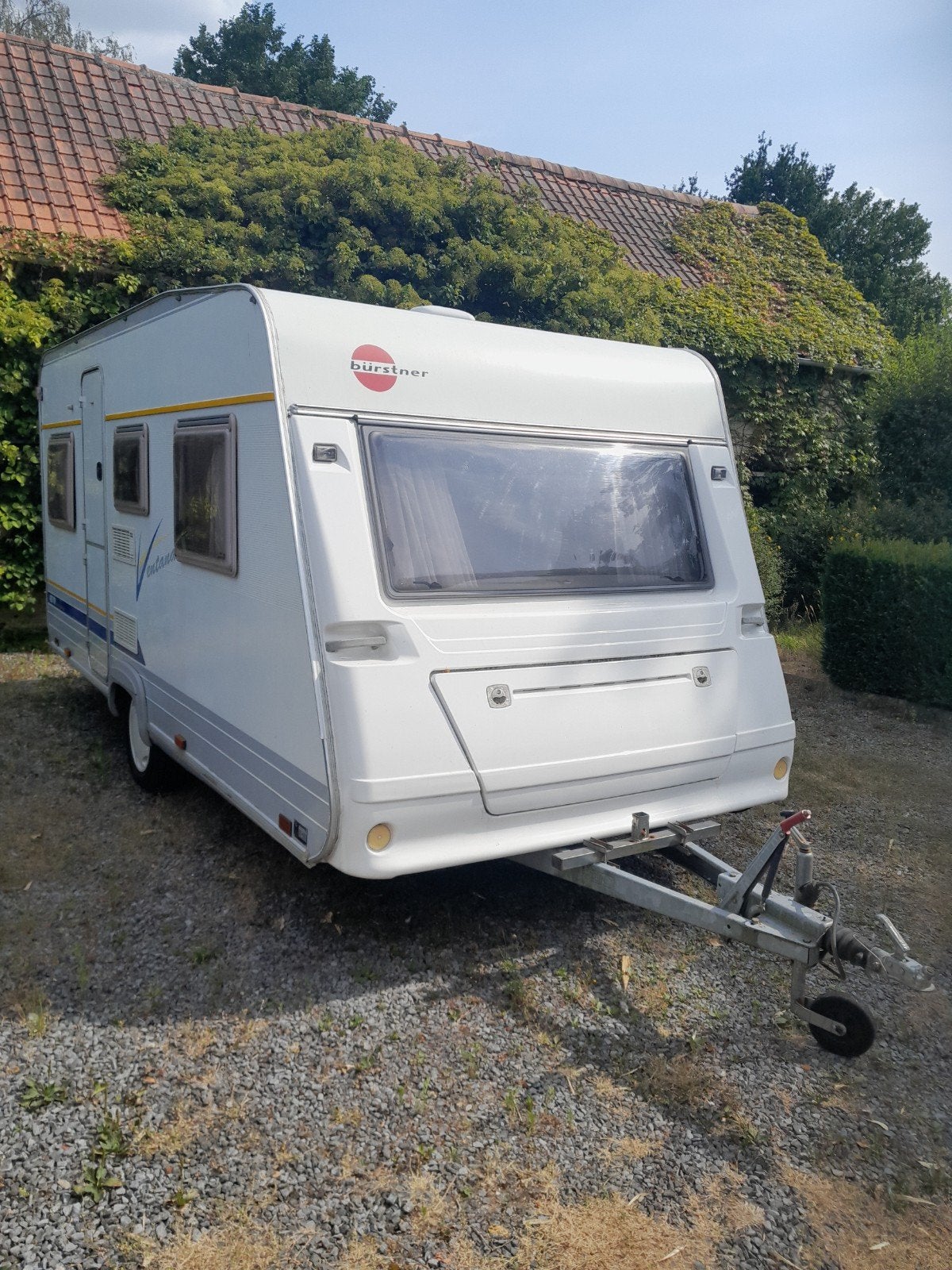 caravan burstner, Caravanes & Camping, Caravanes, Particulier, jusqu'à 4, 1000 - 1250 kg, Bürstner, 2 lits séparés, Douche, Réchaud à gaz