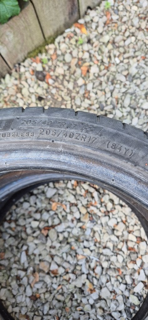 Pneus 205/40/17, Ophalen, Gebruikt, 17 inch, Band(en)