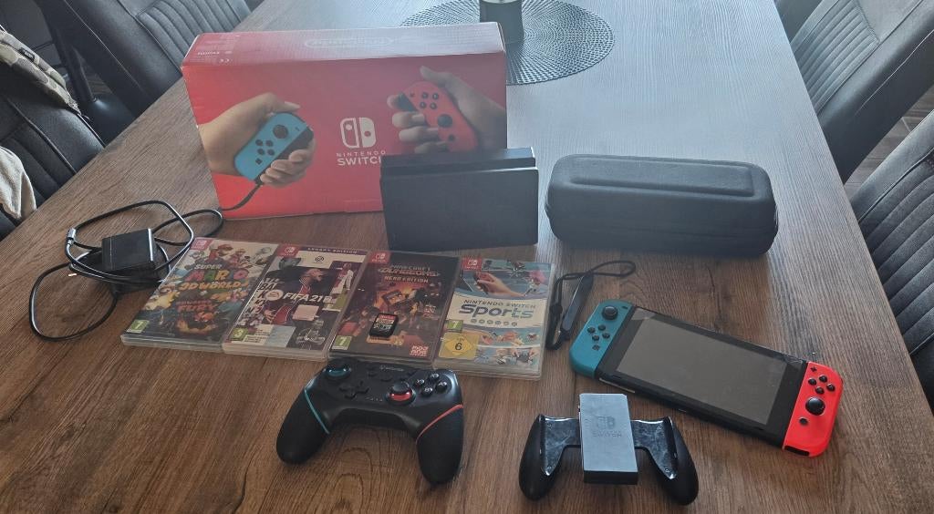 Nintendo switch, Consoles de jeu & Jeux vidéo, Enlèvement, Utilisé, Switch Original, Avec jeux