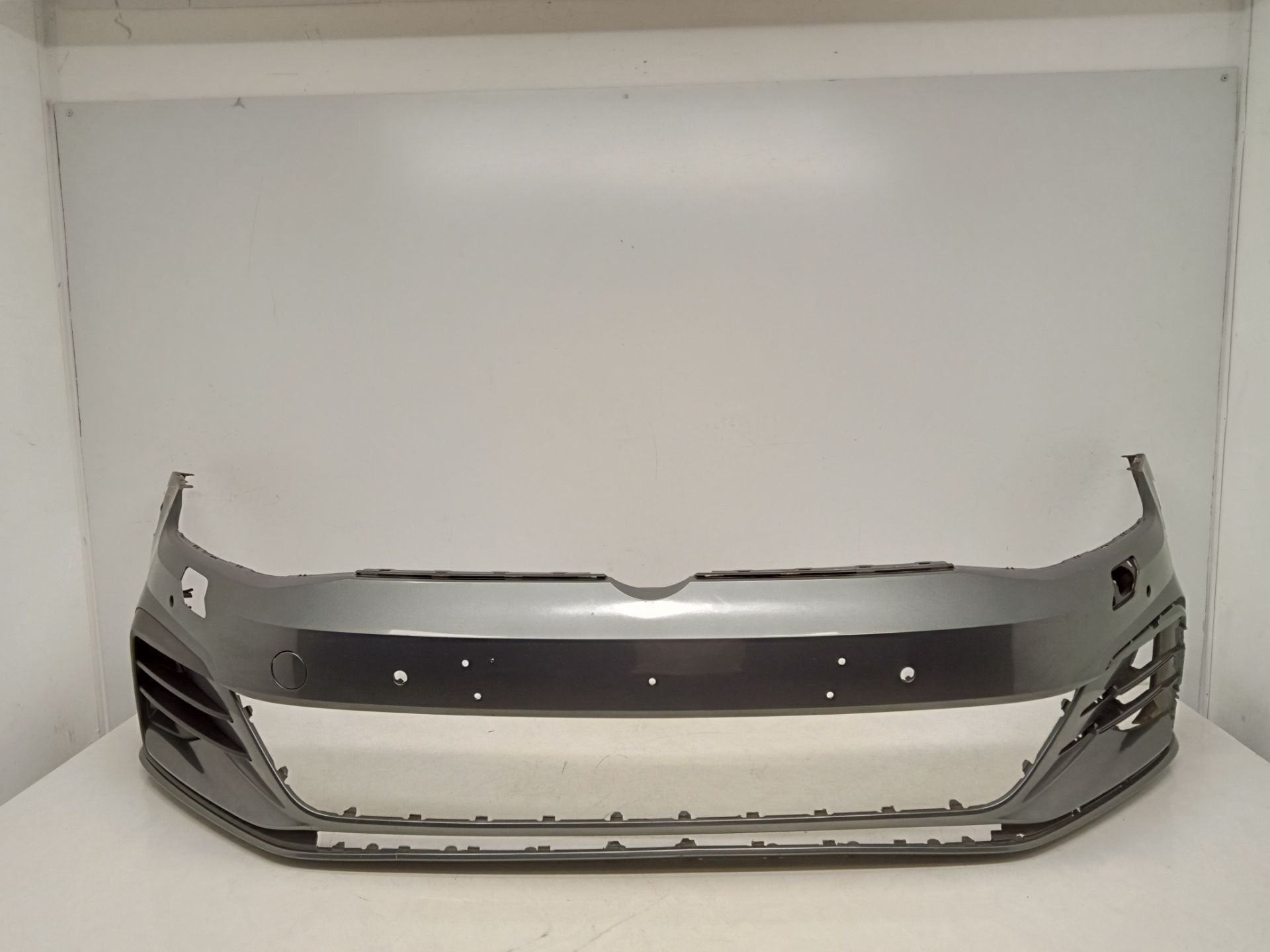 Pare-chocs avant d'origine pour VW Golf 7.5 GTI/GTD restyl e, Autos : Pièces & Accessoires, Pare-chocs, Volkswagen, Volkswagen AG