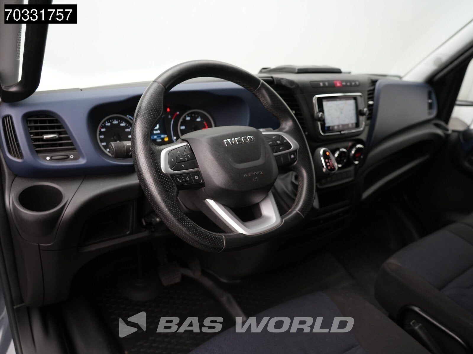 Iveco Daily 35C18 3.0L Automaat L3H2 LED 3,5t Trekhaak Dubbe, Auto's, Automaat, 2872 kg, Stof, Gebruikt