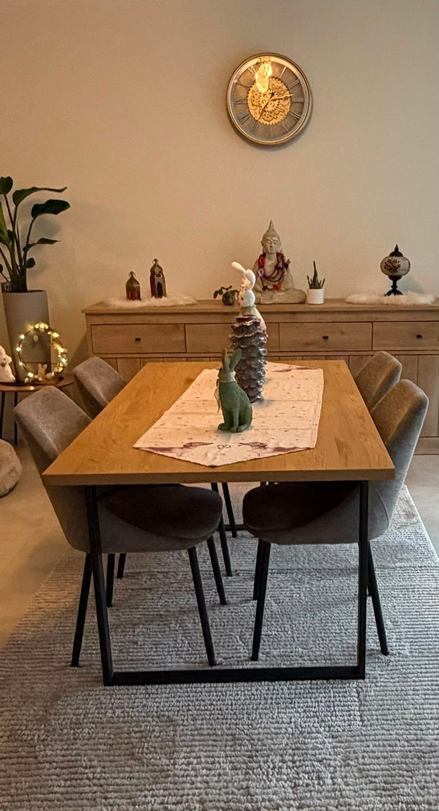 Tafel plus 4 stoelen, Ophalen, Zo goed als nieuw