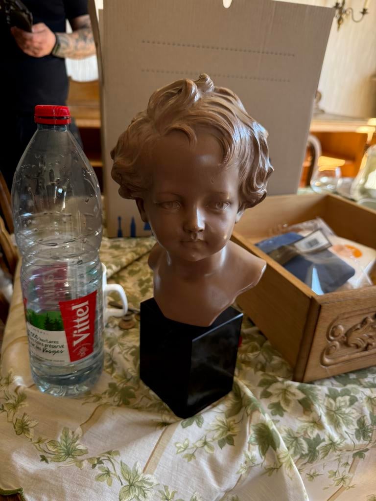 BUSTE D’ENFANT – S. CARLI – MADE IN BELGIUM – SCULPTURE, Antiek en Kunst, Ophalen