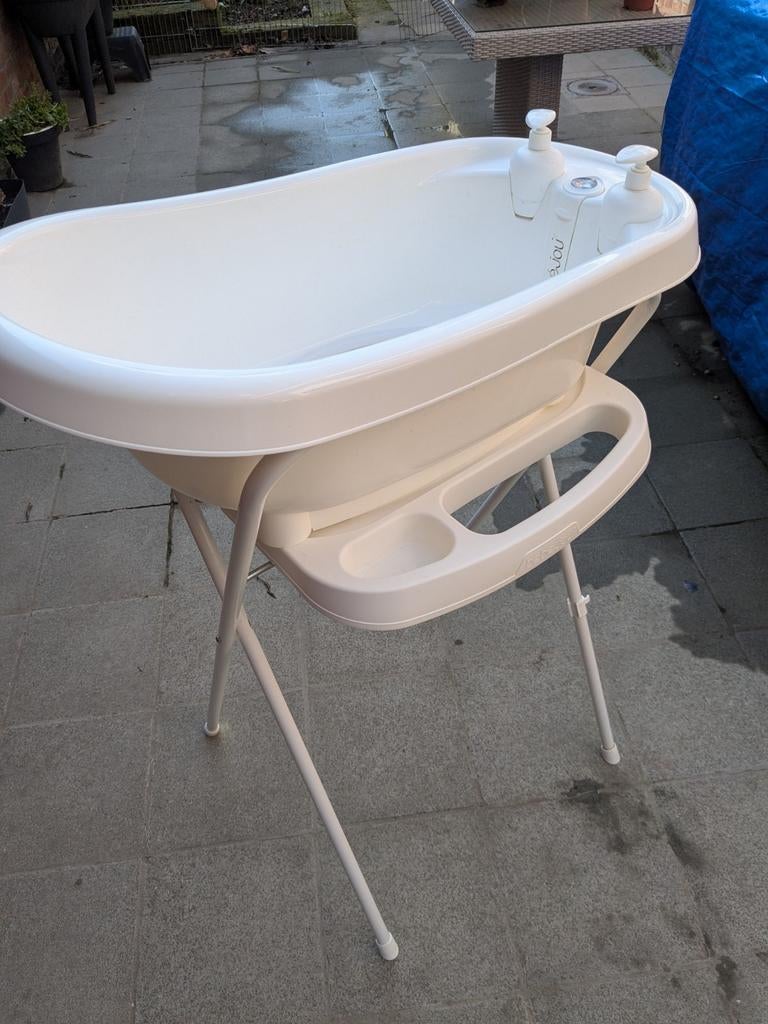 Babybadje met standaard, Kinderen en Baby's, Badjes en Verzorging, Ophalen, Standaard
