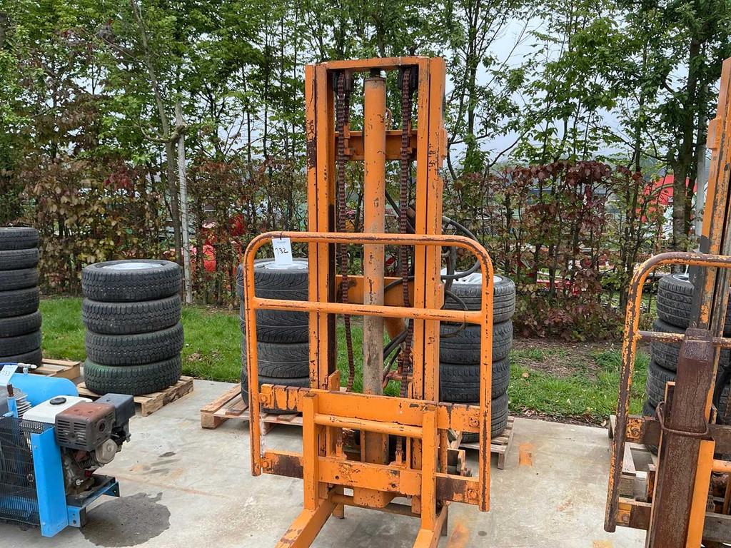 Mât porteur de tracteur, Utilisé, Autres marques