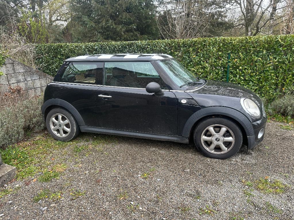 voiture mini one (moteur cassé), Autos, Particulier, Achat, One
