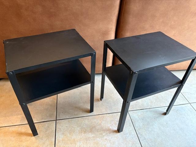 2 nachtkastjes, Huis en Inrichting, Ophalen, Gebruikt, Minder dan 45 cm, Metaal of Aluminium