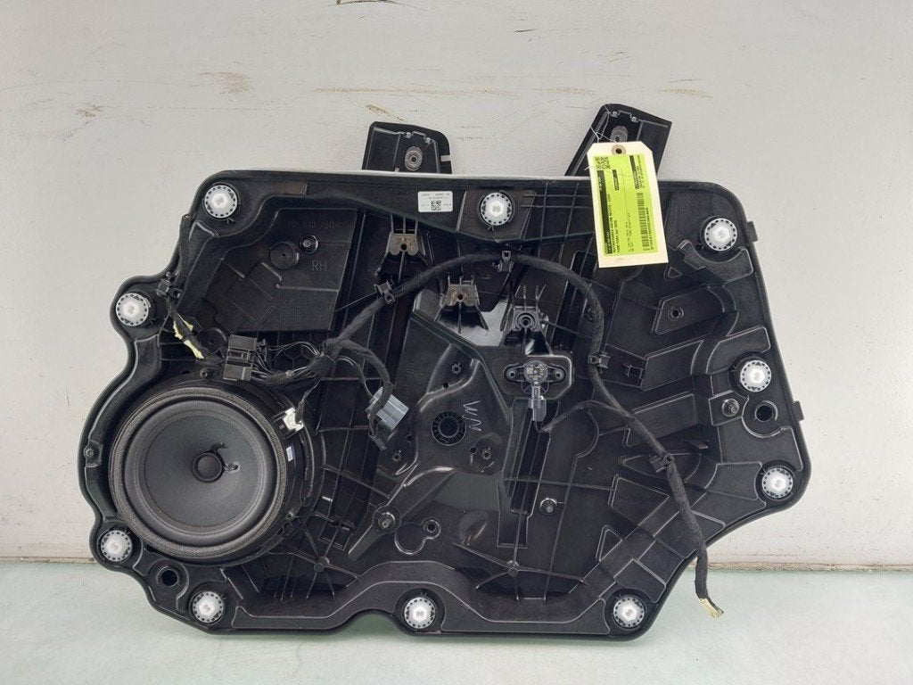 VITRE MECANISME AVANT DROIT (|L1TBS23200CB|2510682|L1TBS2320, Henry-Ford-Straße  1
50735  Köln, DE, Ford-Werke GmbH, Kunden@ford.com