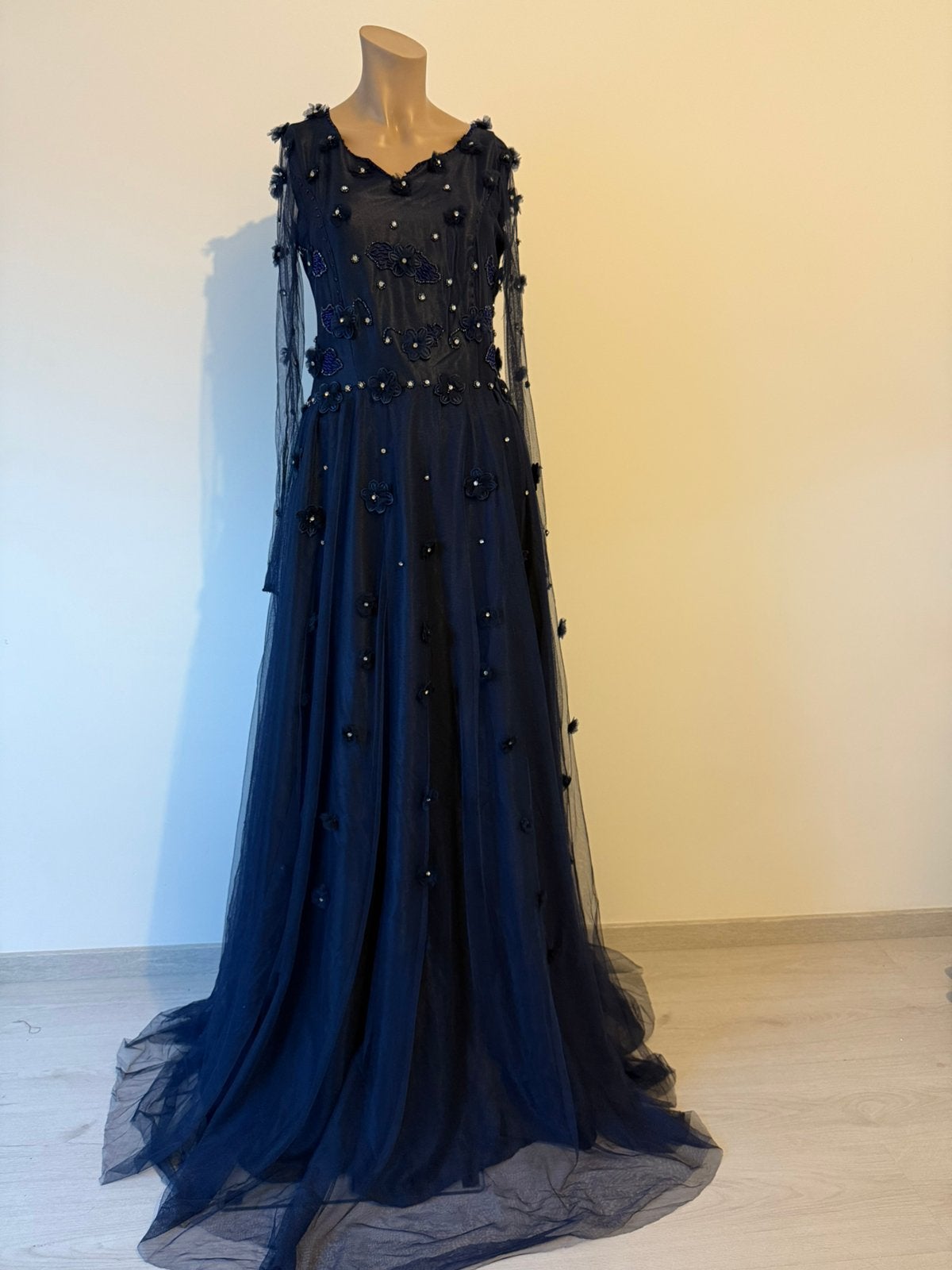 Robe de soirée, Enlèvement, Comme neuf