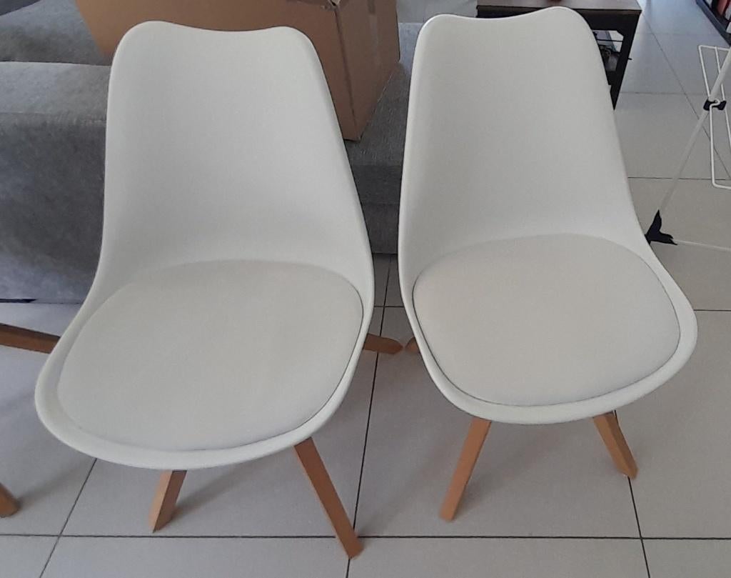 Chaises cuisine blanches, Ophalen, Gebruikt, Twee, Wit