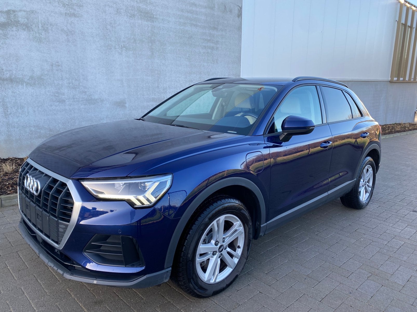 AUDI Q3 45TFSI E-TRON S-TRONIC, Auto's, 32 g/km, 4 cilinders, Blauw, Leder