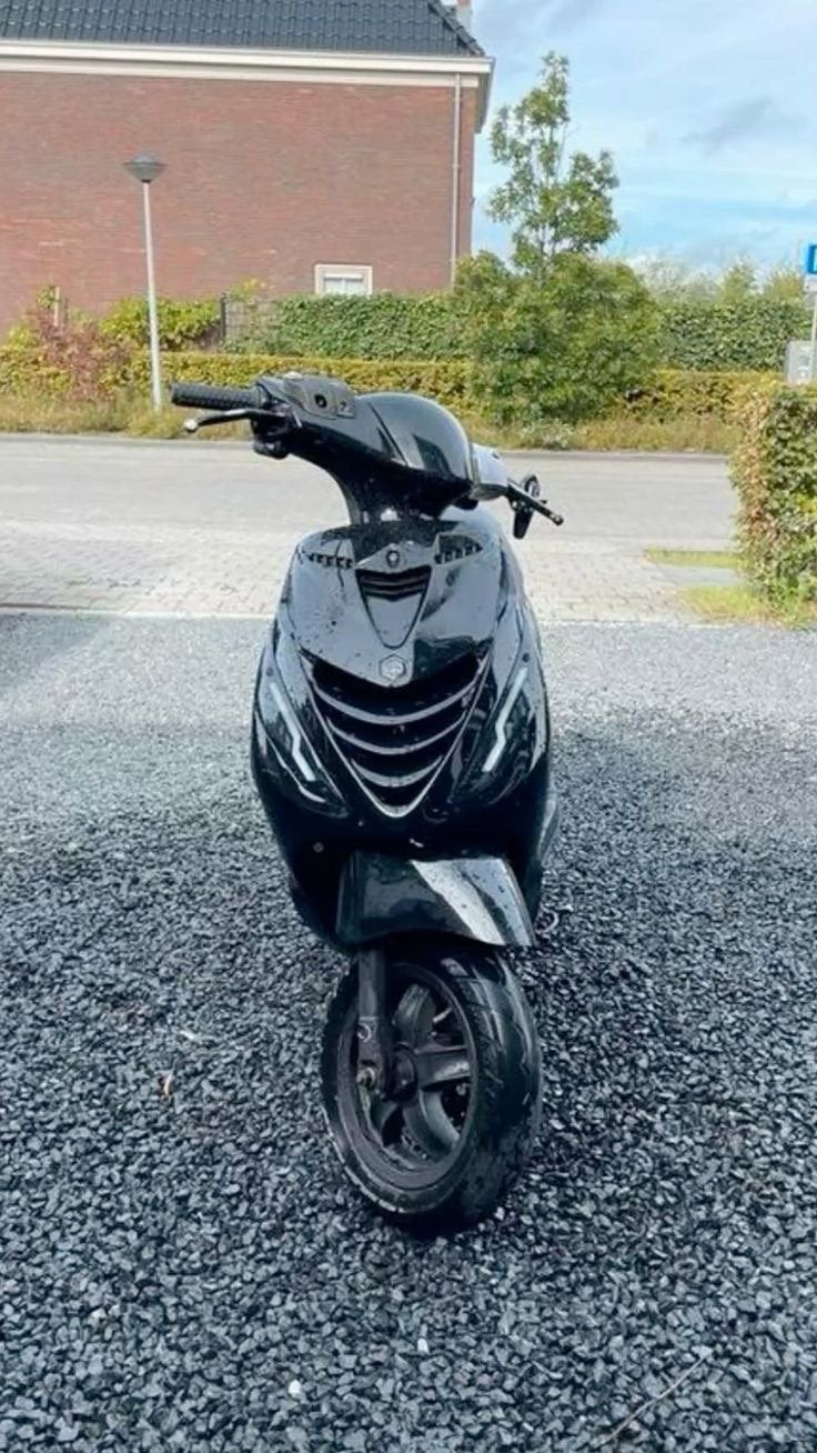 GEZOCHT piaggio zip 4t of 2t, Vélos & Vélomoteurs, Scooters | Piaggio, Enlèvement, Comme neuf, Zip
