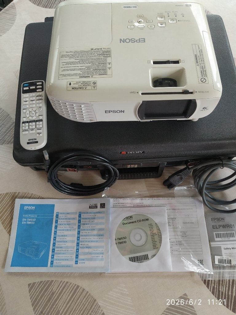 Beamer Epson EH-TW610, Audio, Tv en Foto, Beamers, Zo goed als nieuw, Overige technologie, Full HD (1080), Ophalen