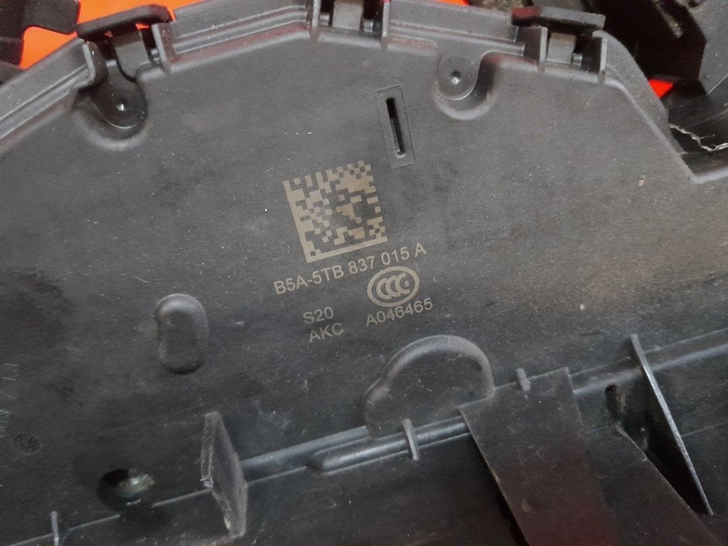 BARRE DE SERRURE DE PORTE AVANT GAUCHE Golf VII (AUA), Autos : Pièces & Accessoires, Volkswagen, Volkswagen AG, Utilisé, Kundenbetreuung@volkswagen.de