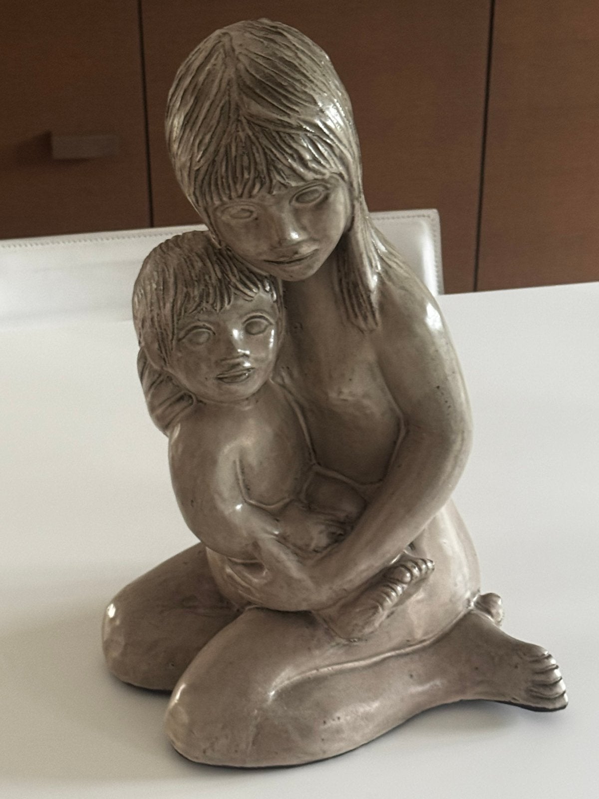 Vintage keramische sculptuur „Maternity” Emiel Laskaris 43cm, Antiek en Kunst, Ophalen of Verzenden