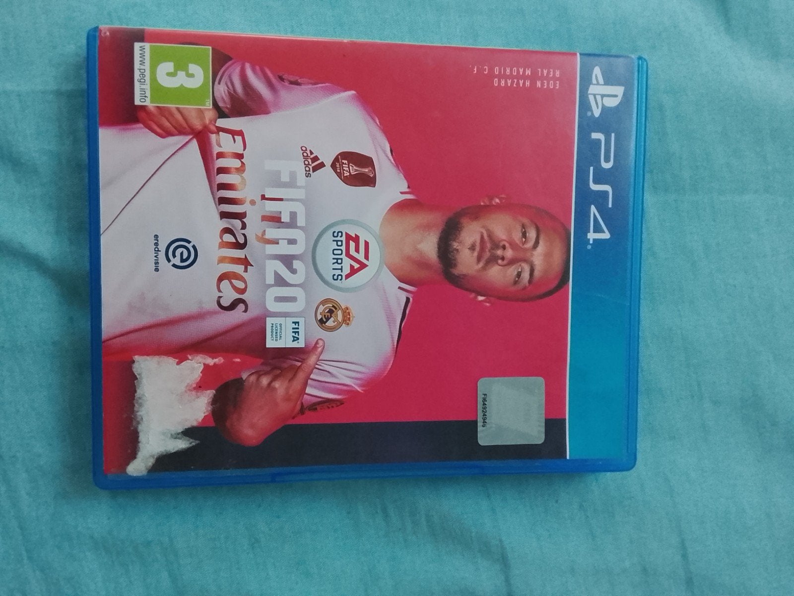 10 jeux de PlayStation 4, Enlèvement