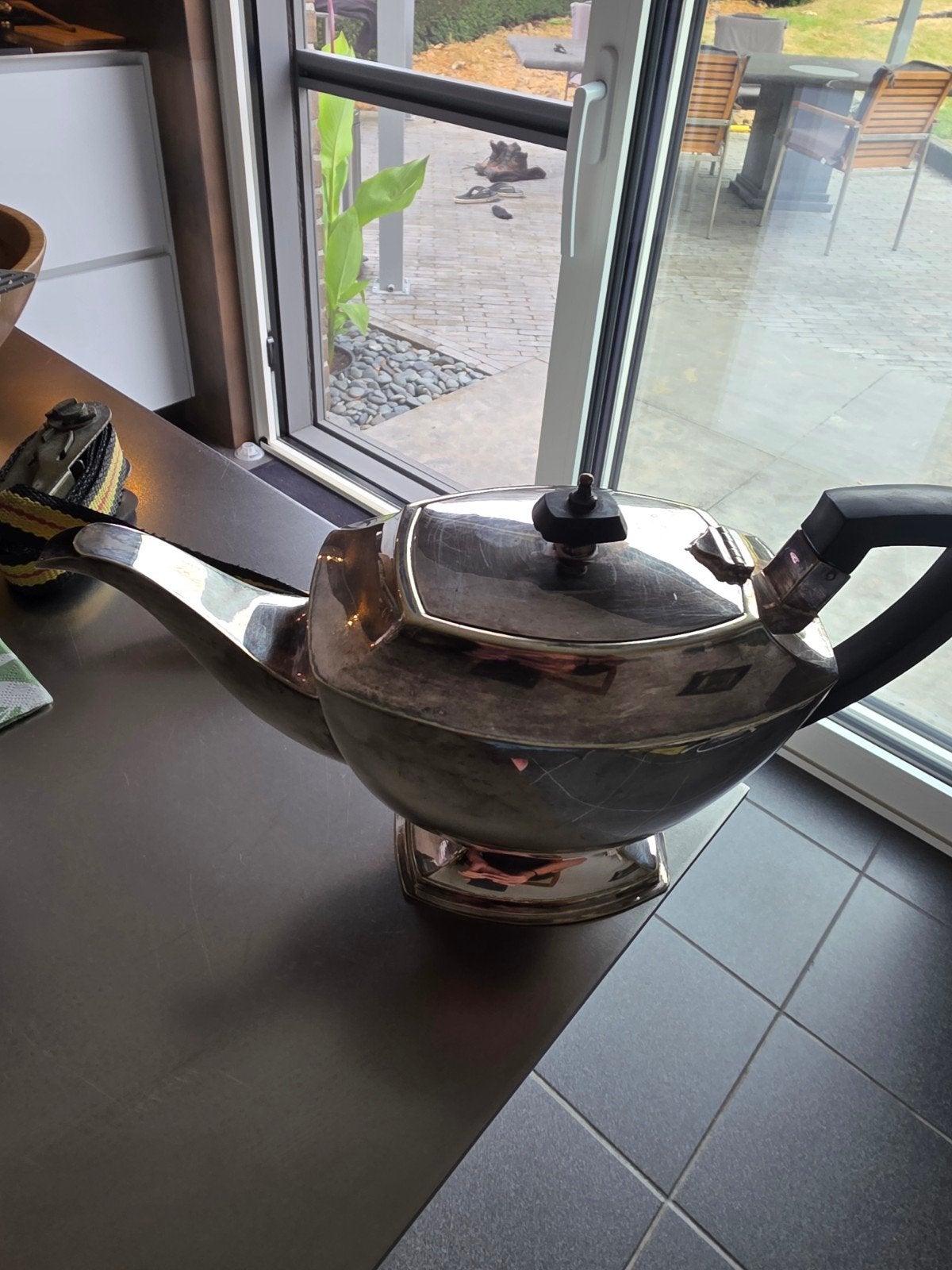 Mooie thepor Art Déco in verziverd metaal, Ophalen