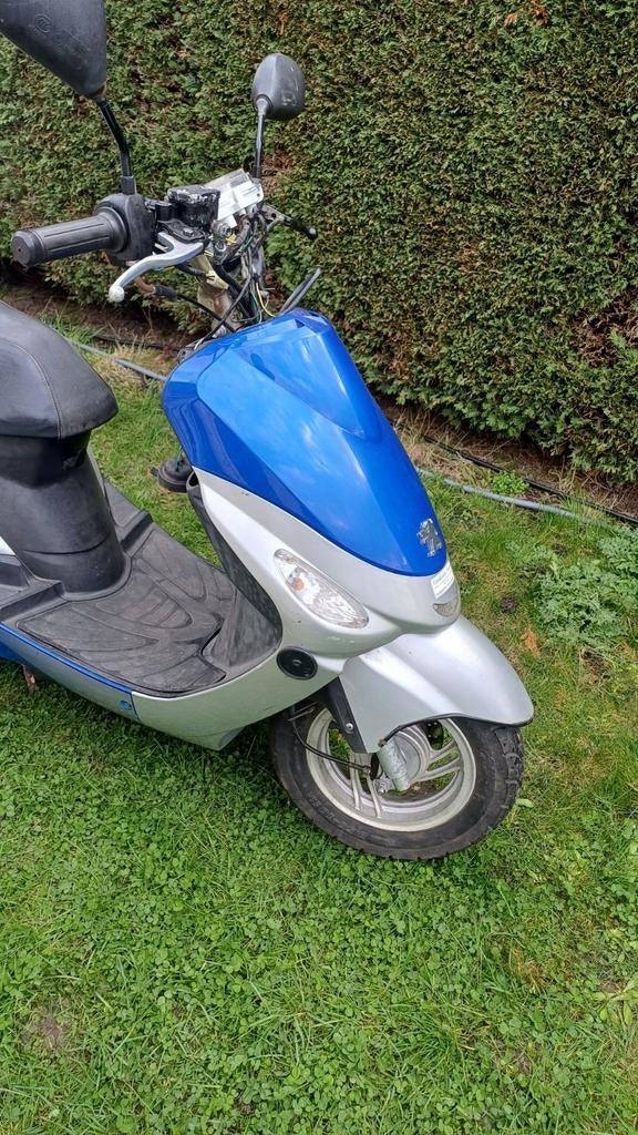 Peugeot V-clic, Fietsen en Brommers, Ophalen