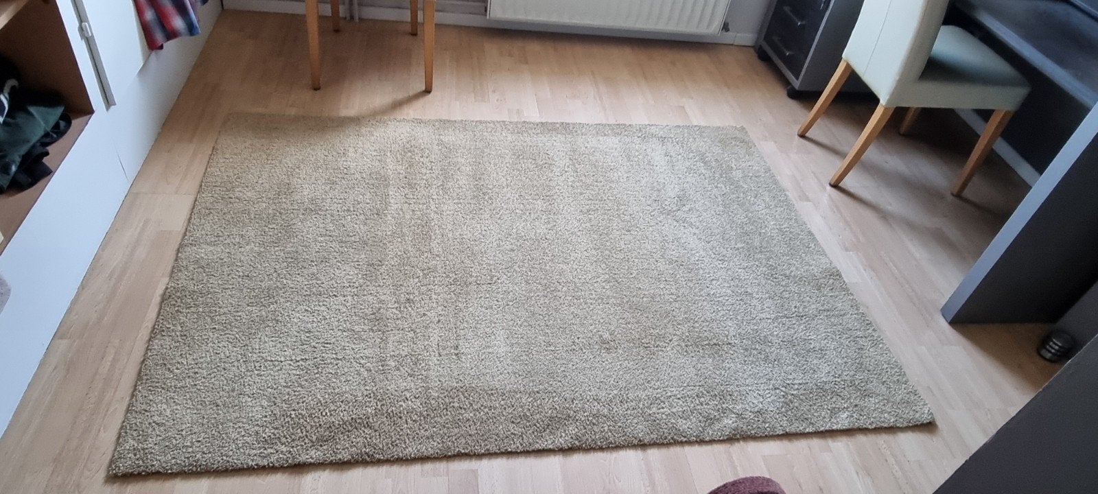 Geel / oker tapijt 140 op 200 cm, Huis en Inrichting, Ophalen, Geel