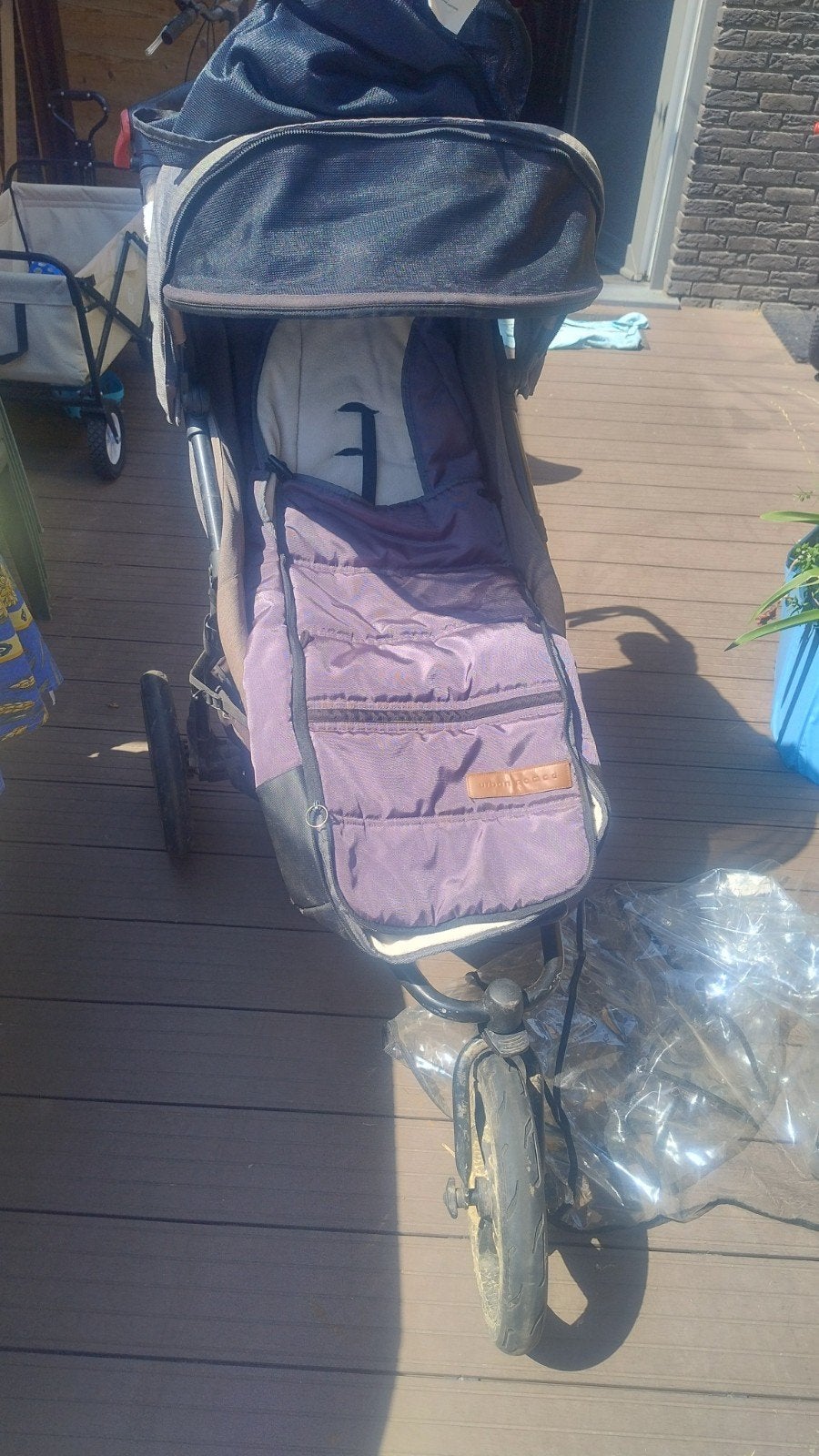 Mountain buggy met toebehoren in goede staat, kleur grijs., Ophalen, Gebruikt, Overige merken, Verstelbare rugleuning