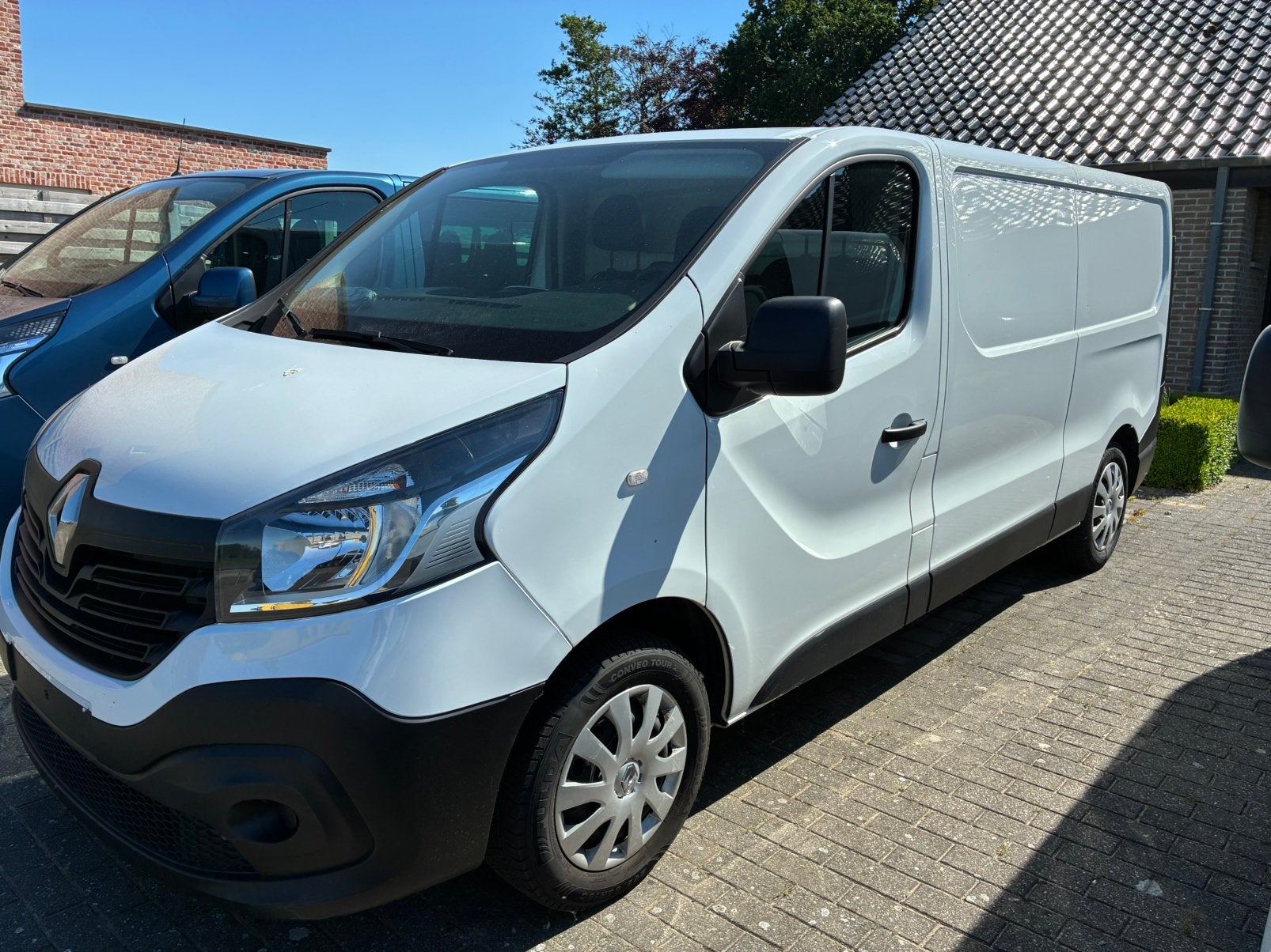 Renault Trafic   L2 H1 , Amper 73.000 km, Auto's, Voorwielaandrijving, Testrit aan huis, Stof, 4 cilinders