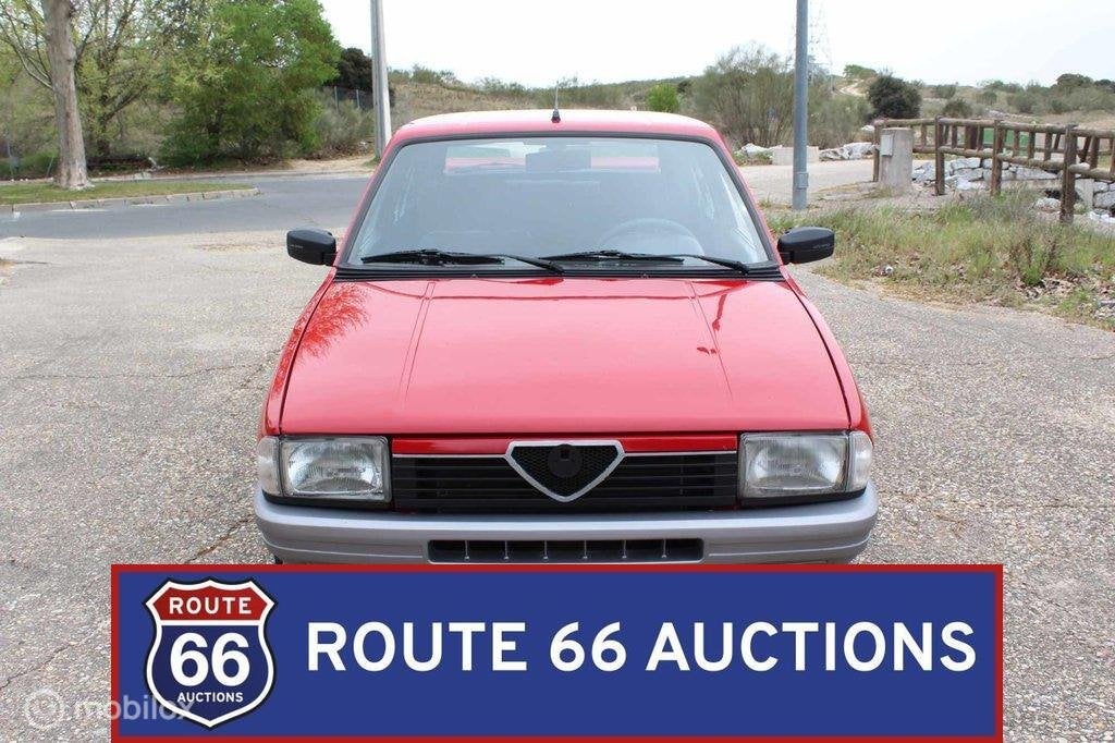 Alfa Romeo 33 1.3 Red | 1989 | Route 66 Auctions, foto 3