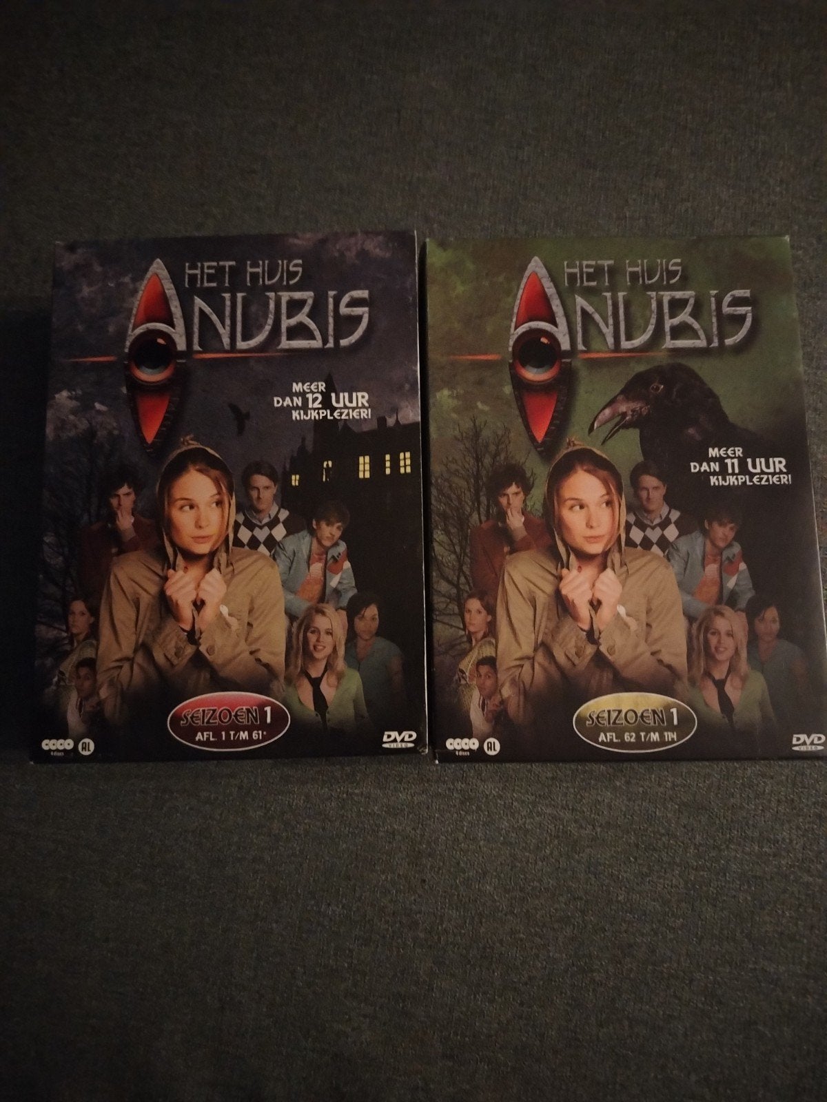 Het Huis Anubis – Seizoen 1 – Deel 1 & 2 – DVD-boxen, CD & DVD, Enlèvement