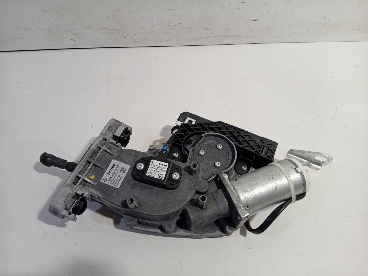 Achterklep motor Mercedes-Benz GLK, Onderdelen@venauto.nl, Van der Ven Autorecycling B.V., Ettenseweg 76, 4706 PB Roosendaal, The Netherlands